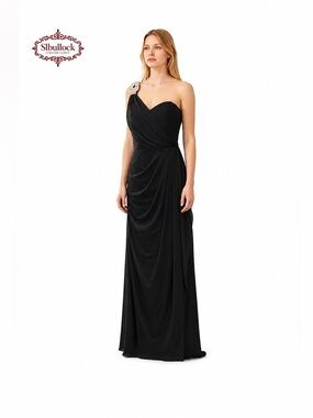 D23 Camille La Vie Black One-Shoulder Evening Gown with Embellished Shoulder
